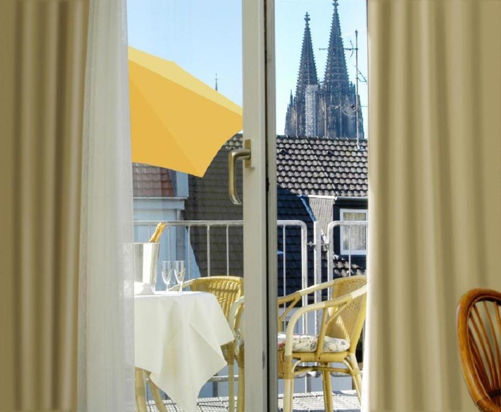 Cityperle - Ruhiges Komfort Apartment Naehe Dom - Keulen
